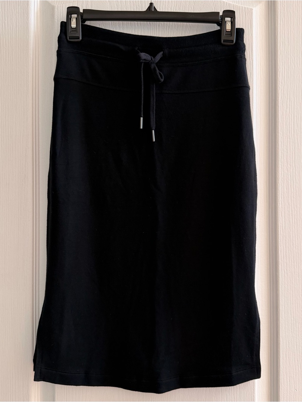 Athleta Black Pull-On Skirt with Drawstring Waist